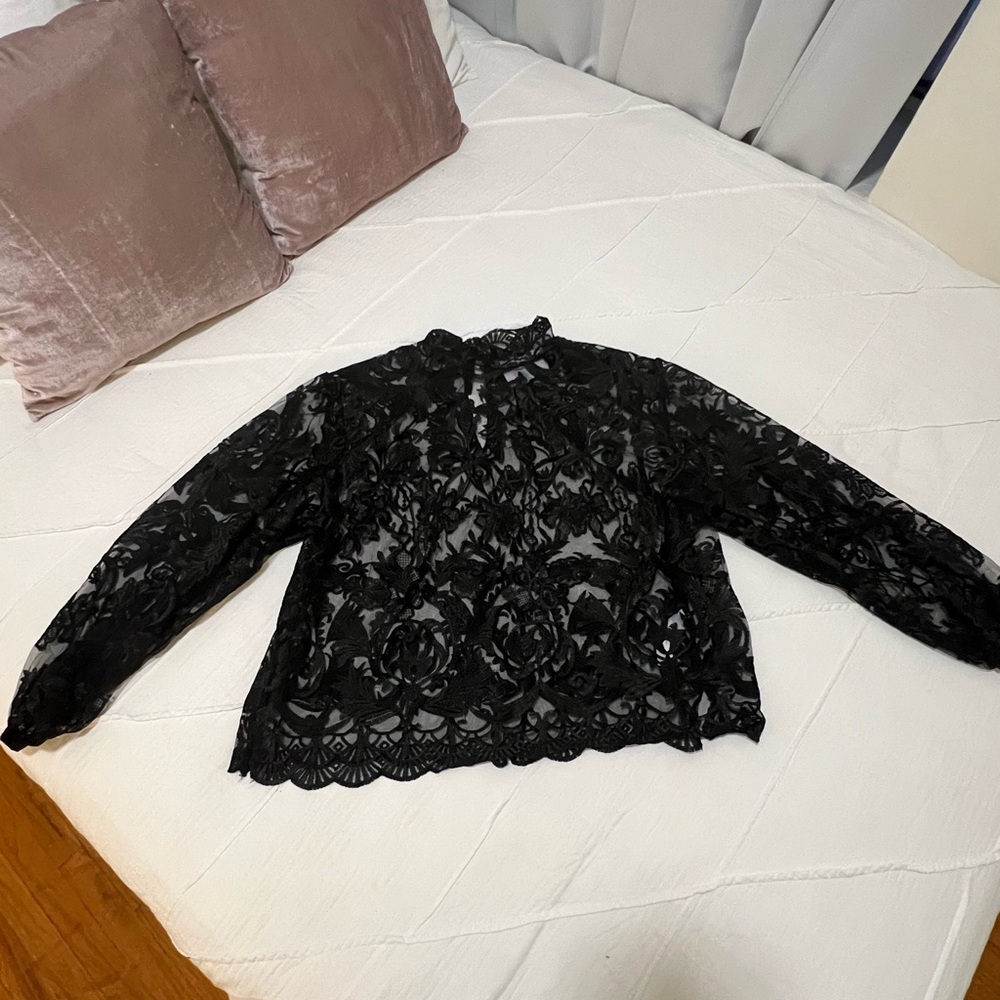 NWT Lace Blouse with Scallop Neck Detail